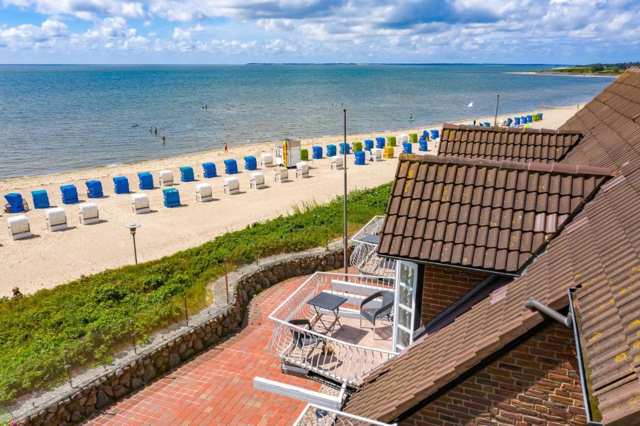 Huus Luttenblick Wyk auf Foehr Exterior photo